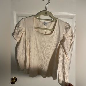 NWT Bar lll poof sleeve shirt